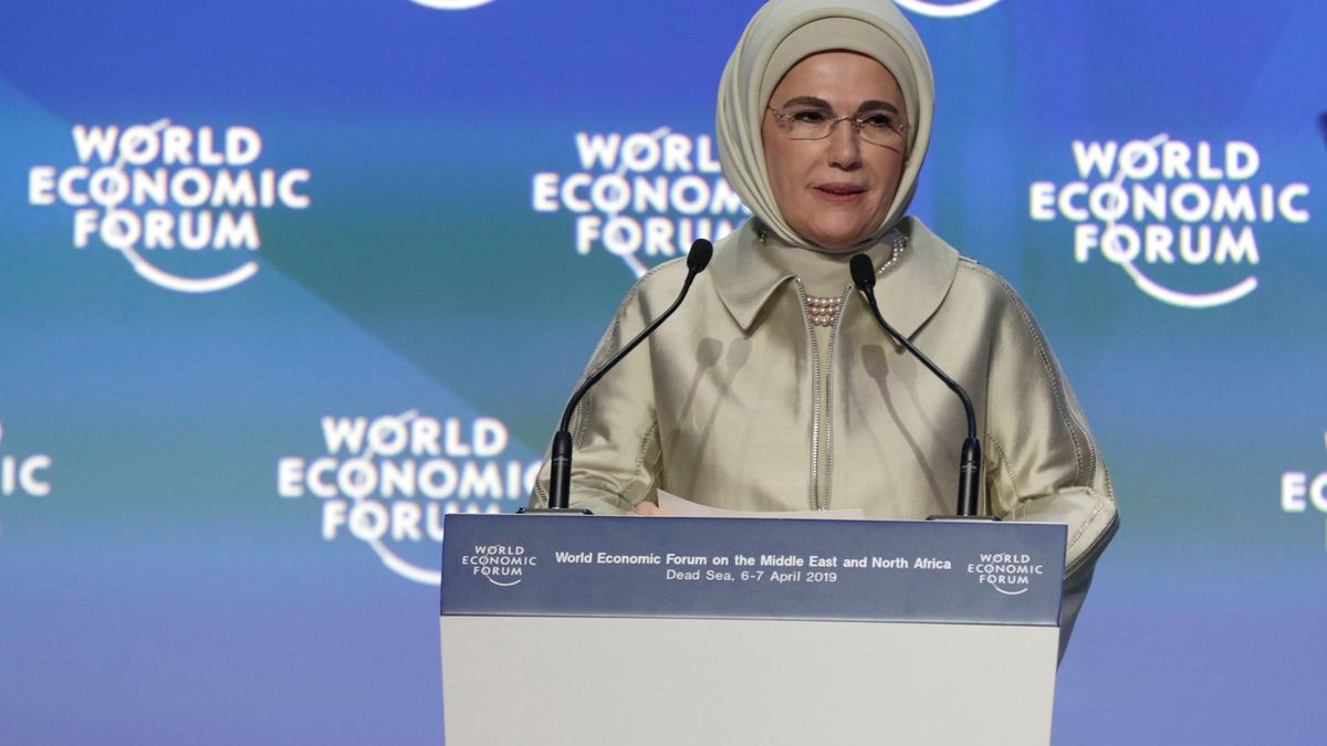 Emine Erdogan, die Frau des türkischen Präsidenten Erdogan, spricht während einer Sitzung des Weltwirtschaftsforums Naher Osten und Nordafrika.