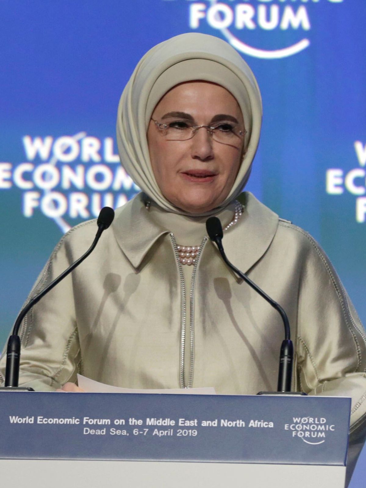 Emine Erdogan, die Frau des türkischen Präsidenten Erdogan, spricht während einer Sitzung des Weltwirtschaftsforums Naher Osten und Nordafrika.