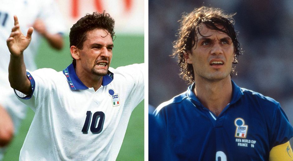 
                <strong>Baggio und Maldini</strong><br>
                Roberto Baggio & Paolo Maldini (Italien)Zusammen standen die beiden Superstars der Serie A im Endspiel der WM 1994. Doch der Titel ging an Brasilien, auch weil Roberto Baggio (im Bild li.), der Weltfußballer des Jahres 1993,  im entscheidenden Elfmeterschießen eine Fahrkarte schoss. Paolo Maldini verlor neben diesem Endspiel auch noch das EM-Finale 2000. Zur WM 2006 sollte der damals 38-Jährige noch einmal reaktiviert werden. Maldini verzichtete und verpasste so die Vollendung einer Karriere, in der er u.a. fünfmal die Champions League und deren Vorgängerwettbewerb gewinnen konnte. 
              