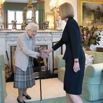 Queen ernennt Truss zur britischen Premierministerin.