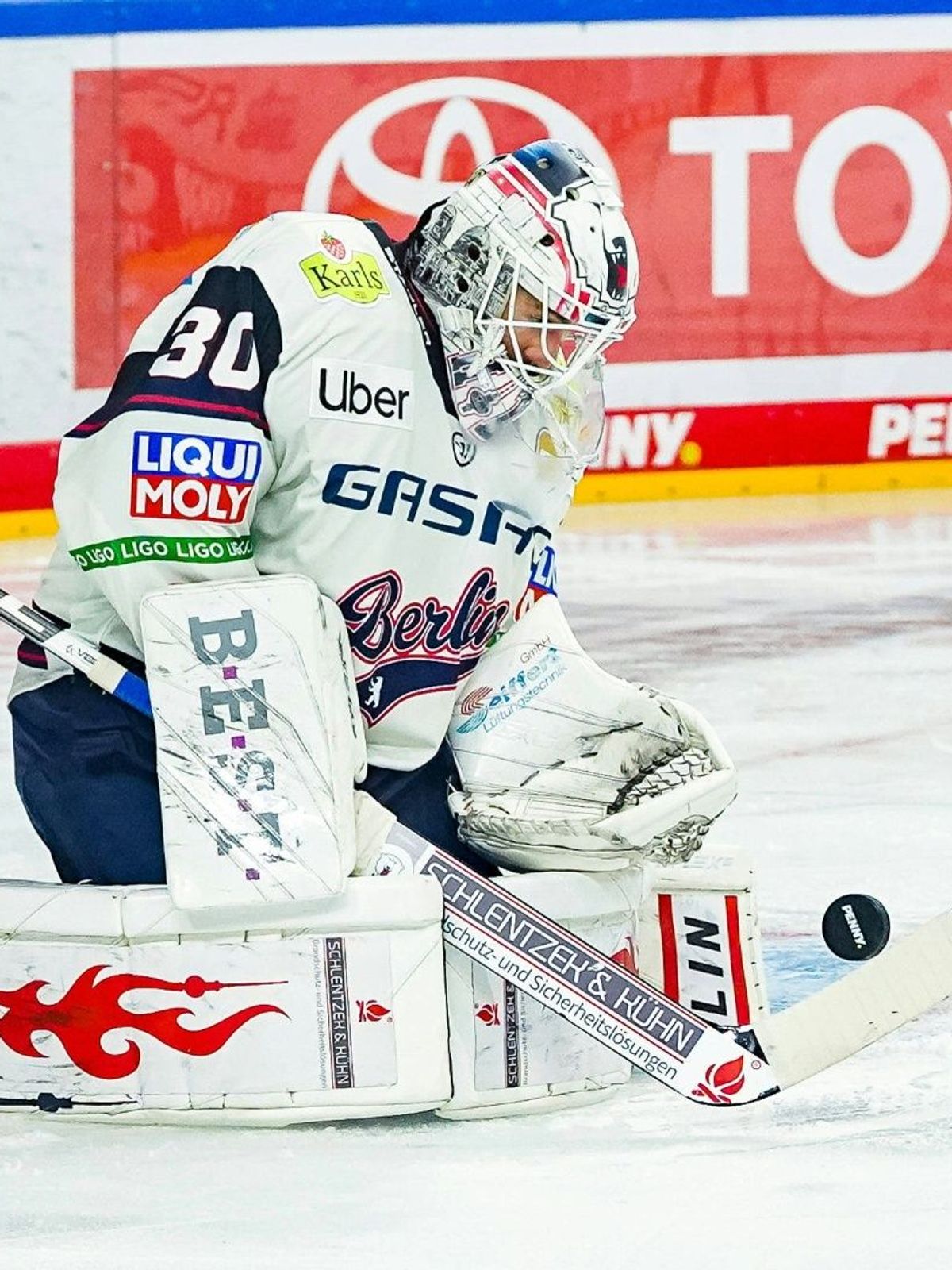 Drei Punkte für Jake Hildebrand und die Eisbären