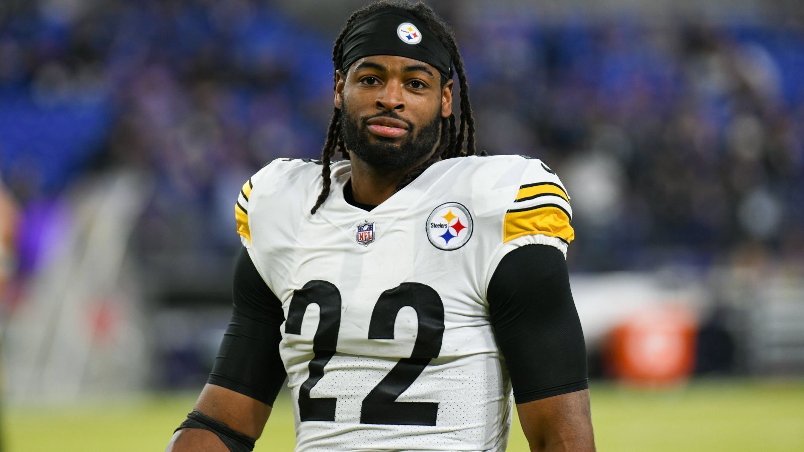 
                <strong>Platz 41: Najee Harris</strong><br>
                &#x2022; Team: Pittsburgh Steelers<br>&#x2022; Position: Running Back<br>&#x2022; Platzierung im Vorjahr: 22<br>
              