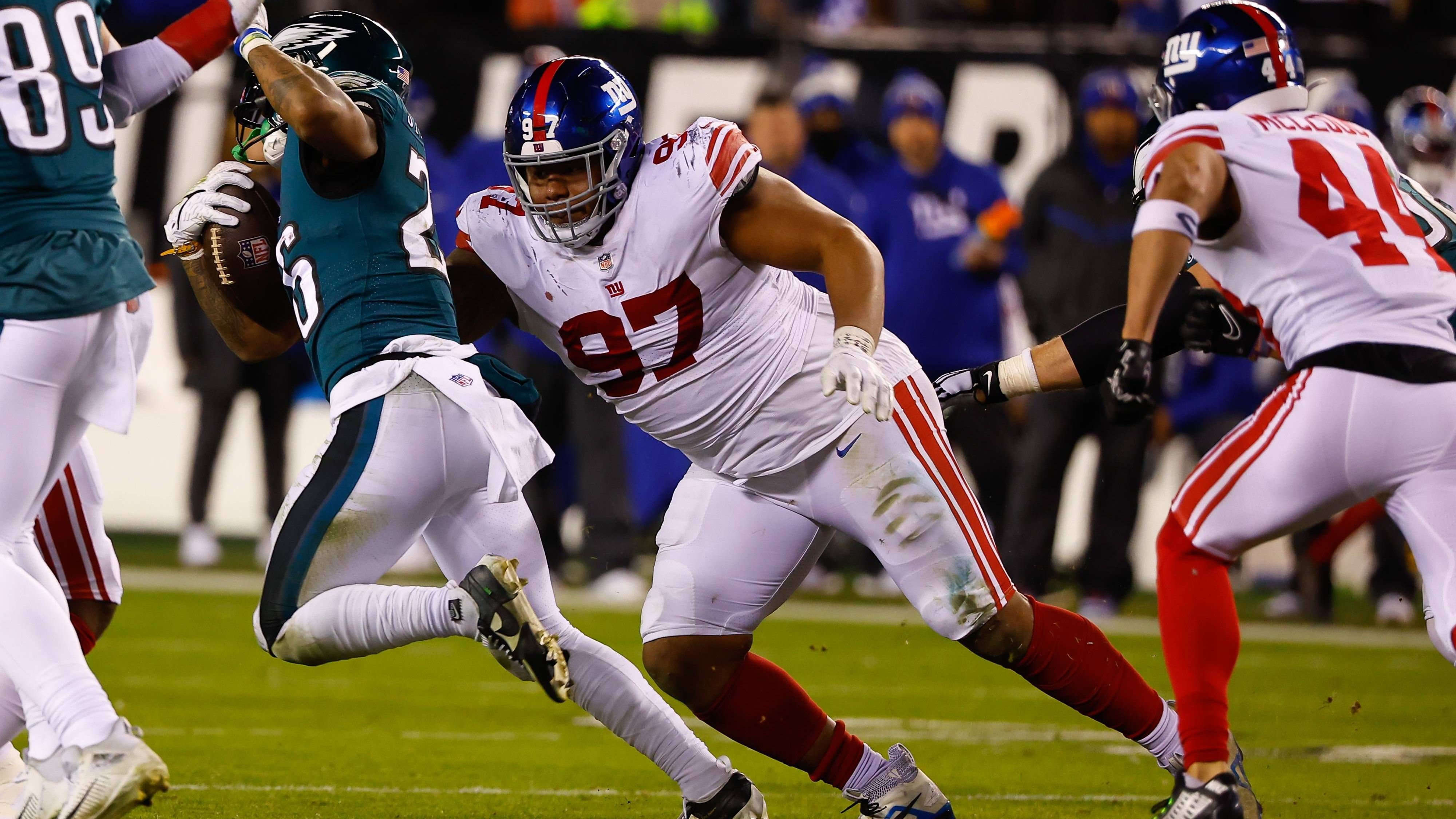 <strong>New York Giants: Stärken (Defensive)</strong><br>Bei der Umwandlung in Sacks und Interceptions ist zwar noch Luft nach oben. Aber immerhin eine Basis für mehr wurde geschaffen. Entwickelt die Defense sich weiter, dürfte es für gegnerische Passangriffe bald ungemütlich werden, wenn es gegen die "G-Men" geht.