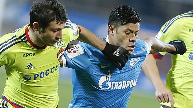 
                <strong>Russland: Zenit St. Petersburg vs. ZSKA Moskau</strong><br>
                Russland: Zenit St. Petersburg vs. ZSKA Moskau. Im russischen Pokalfinale messen sich zwei Teams auf Augenhöhe. Sowohl ZSKA als auch Zenit haben die Premier Liga in dieser Saison auch in der Champions League vertreten. In der Liga liegen die Hauptstädter fünf Spiele vor Schluss auf Rang zwei, der Meister der Vorsaison aus St. Petersburg ist Vierter. Das Finale findet am 2. Mai statt.
              