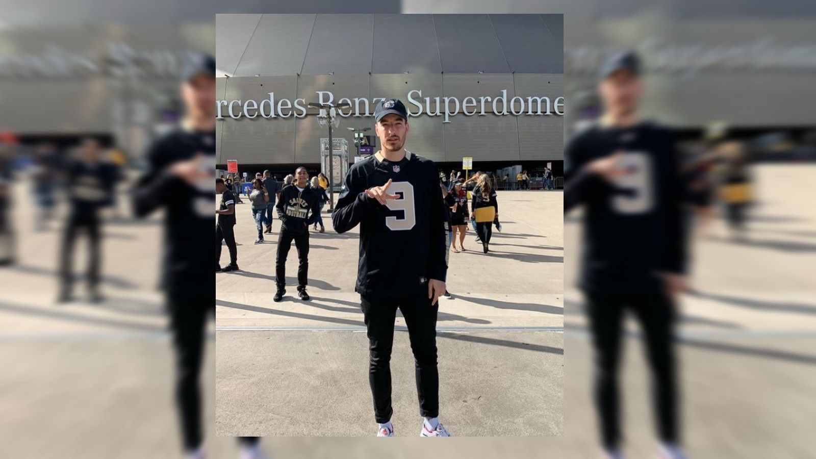 
                <strong>Casper (New Orleans Saints)</strong><br>
                Auch der deutsch-amerikanische Rapper Casper liebt ein NFL-Team. Ihm haben es die New Orleans Saints angetan. Und das wird auch auf seinem Instagram-Account deutlich. Dort zeigt er seinen Fans, für wen sein Football-Herz schlägt.
              