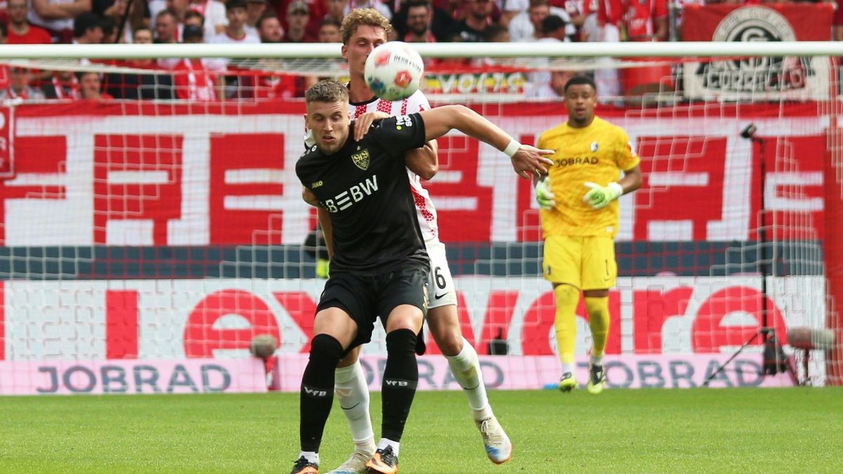 Demirovic (schwarz) im Duell mit Osterhage
