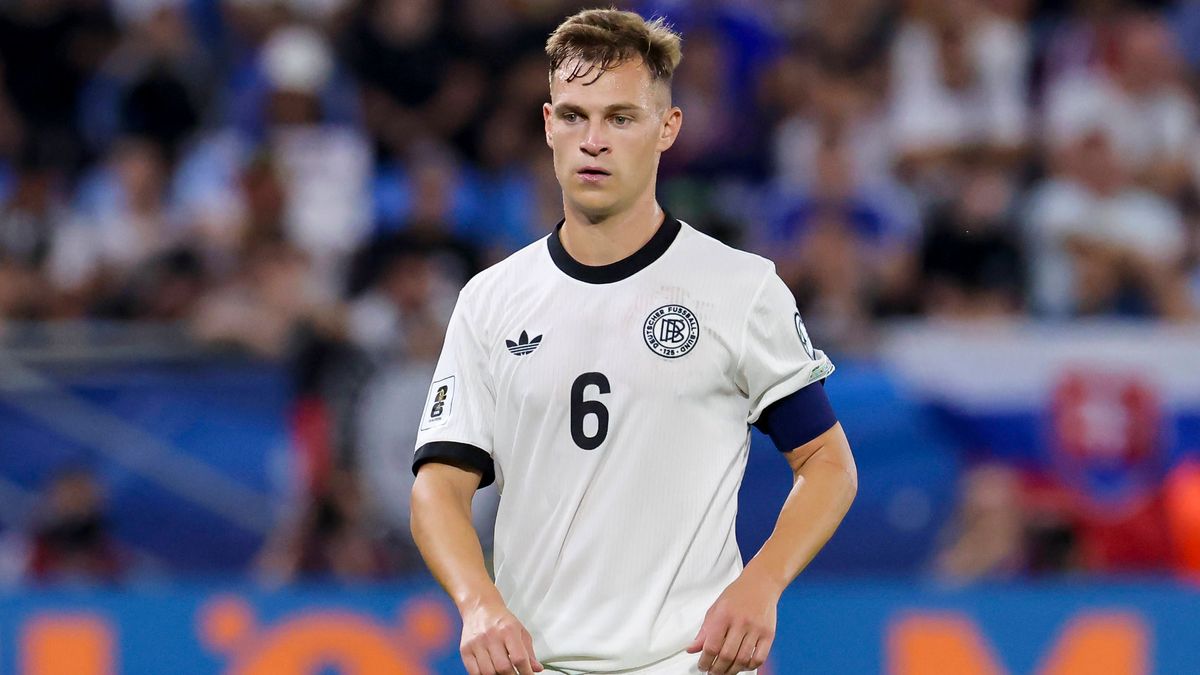 Joshua Kimmich (Germany) schaut enttaeuscht, FIFA World Cup, WM, Weltmeisterschaft, Fussball 2026 Qualifier, Slovakia v Germany, Narodny futbalovy Stadion am 04. September 2025 in Bratislava, Slowa...
