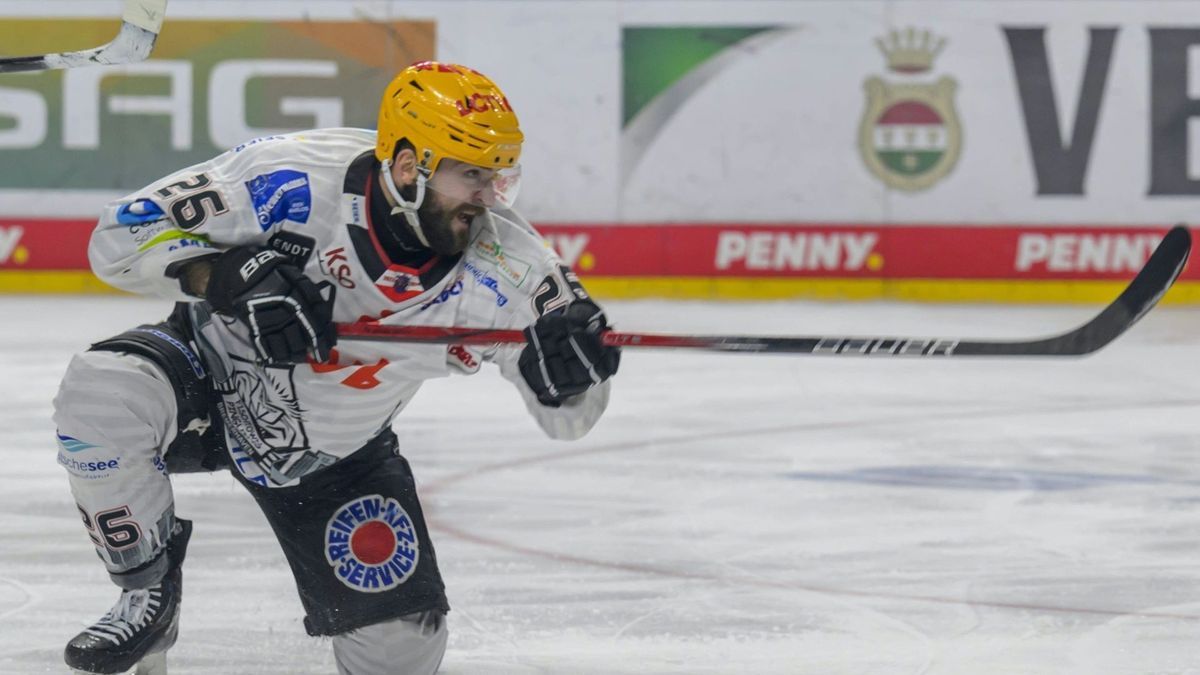 Dominik Uher trifft gegen Genf zum 1:2