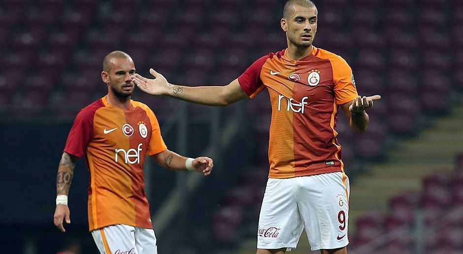 
                <strong>Galatasaray Istanbul (14 Teilnahmen)</strong><br>
                Wesley Sneijder (li.) und Eren Derdiyok (re.) müssen in dieser Saison mitansehen, wie ausgerechnet Erzrivale Besiktas die Türkei in der Champions League vertritt. Allerdings haben es sich die "Cim Bom" mit Rang sechs in der Süper Lig selbst eingebrockt.
              