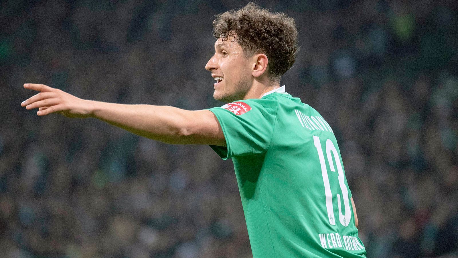 
                <strong>Milos Veljkovic (SV Werder Bremen)</strong><br>
                Ordentlicher Auftritt, hat die Dortmunder Angreifer wie seine Abwehrkollegen die meiste Zeit im Griff. Hat dann in Halbzeit zwei deutlich mehr zu tun, ist dann auch fehlerhafter. Vor dem 2:3 durch Reyna viel zu passiv. ran-Note: 4
              