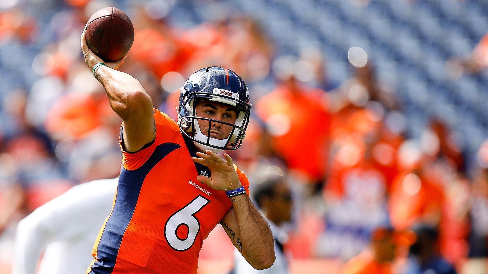 
                <strong>Die Kleinverdiener</strong><br>
                Chad Kelly: 354,25 Dollar. Der Ersatz-Quarterback der Broncos erlebte eine ruhige Saison. Einmal durfte er ran, bei seinem einzigen Snap kniete er ab - was immerhin über 350 Dollar wert war. 
              