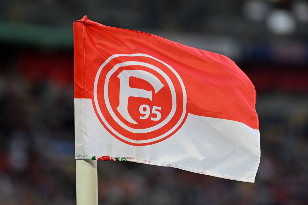 Ein U-17-Spieler der Fortuna Düsseldorf ist mit nur 16 Jahren ums Leben gekommen.