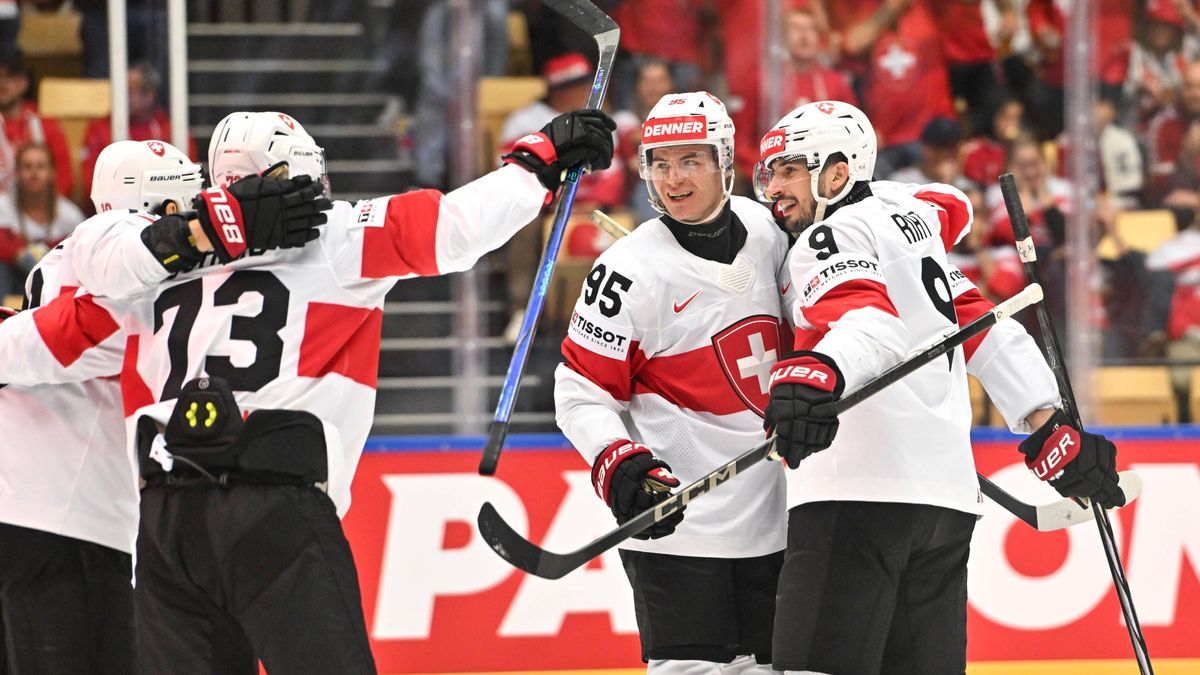 ODENSE, DENMARK - MAY 10: Damien Riat of Switzerland R) celebrate his goal with Tyler Moy of Switzerland during the 2025 Ice hockey, Eishockey World Championship, WM, Weltmeisterschaft match betwee...