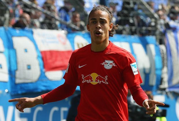
                <strong>Yussuf Poulsen (RB Leipzig)</strong><br>
                Ähnlich ist es auch bei Yussuf Poulsen. Der Angreifer gehört zur Goldenen Generation der dänischen U21-Mannschaft und absolvierte eine beeindruckende Saison bei RB Leipzig. Er würde ins Profil des Verein passen, ist aber auf internationalem Parkett noch unerfahren.
              