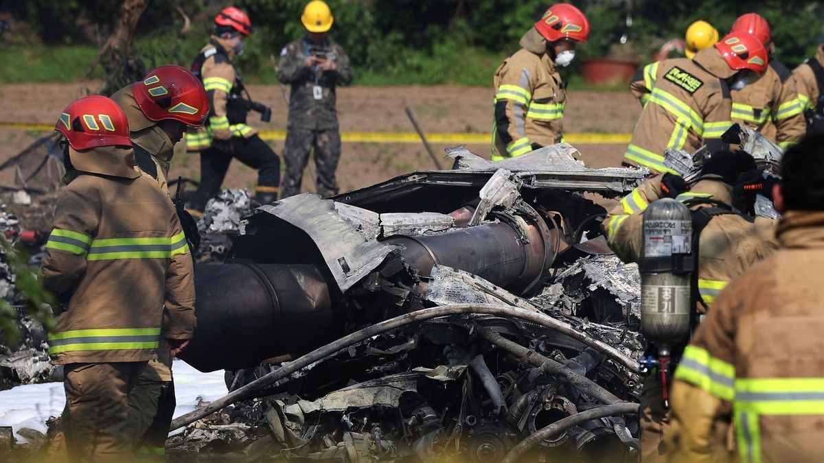 Südkoreanisches Militärflugzeug abgestürzt
