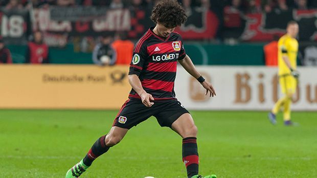 
                <strong>Andre Ramalho (Bayer 04 Leverkusen)</strong><br>
                Andre Ramalho (Bayer 04 Leverkusen): Kam in der Halbzeit für Kevin Kampl. Spielte die "Sechs" weitgehend unauffällig. Starke Ballgewinne wechselten sich mit Fehlpässen ab. ran-Note: 3-.
              