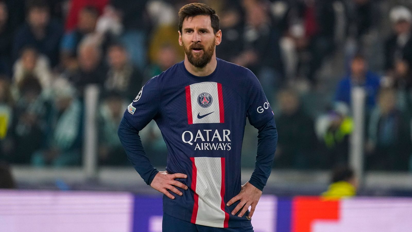 
                <strong>Lionel Messi</strong><br>
                &#x2022; Verein: Paris Saint-Germain<br>&#x2022; Position: Rechter Flügelspieler/Stürmer<br>&#x2022; Marktwert: 50 Millionen Euro<br>
              