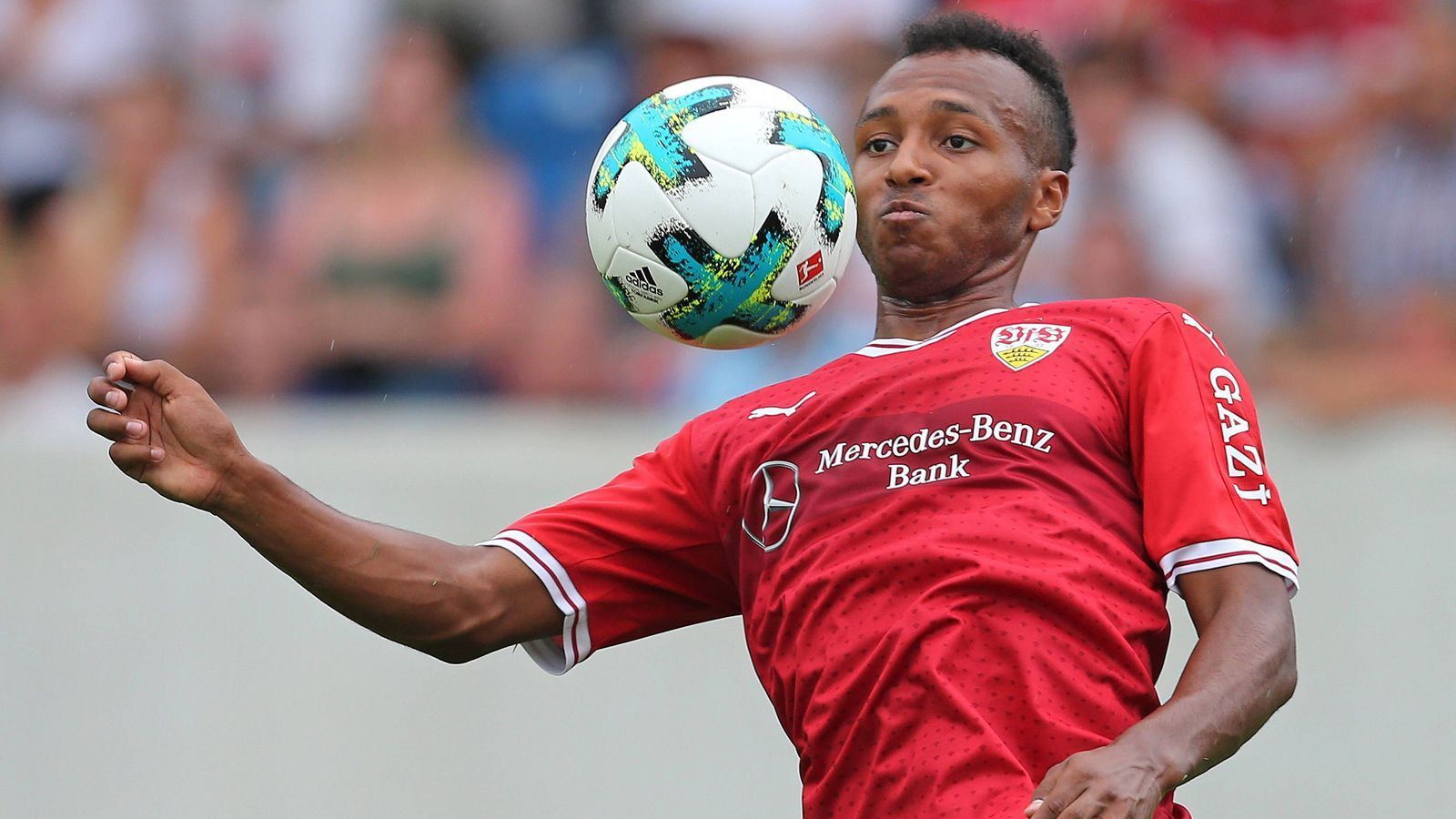 
                <strong>Julian Green</strong><br>
                &#x2022; VfB Stuttgart: 2017 bis 2018 -<br>&#x2022; FC Bayern München: 2009 bis 2013 (Junioren), 2013 bis 2014 (FC Bayern II) - <br>
              