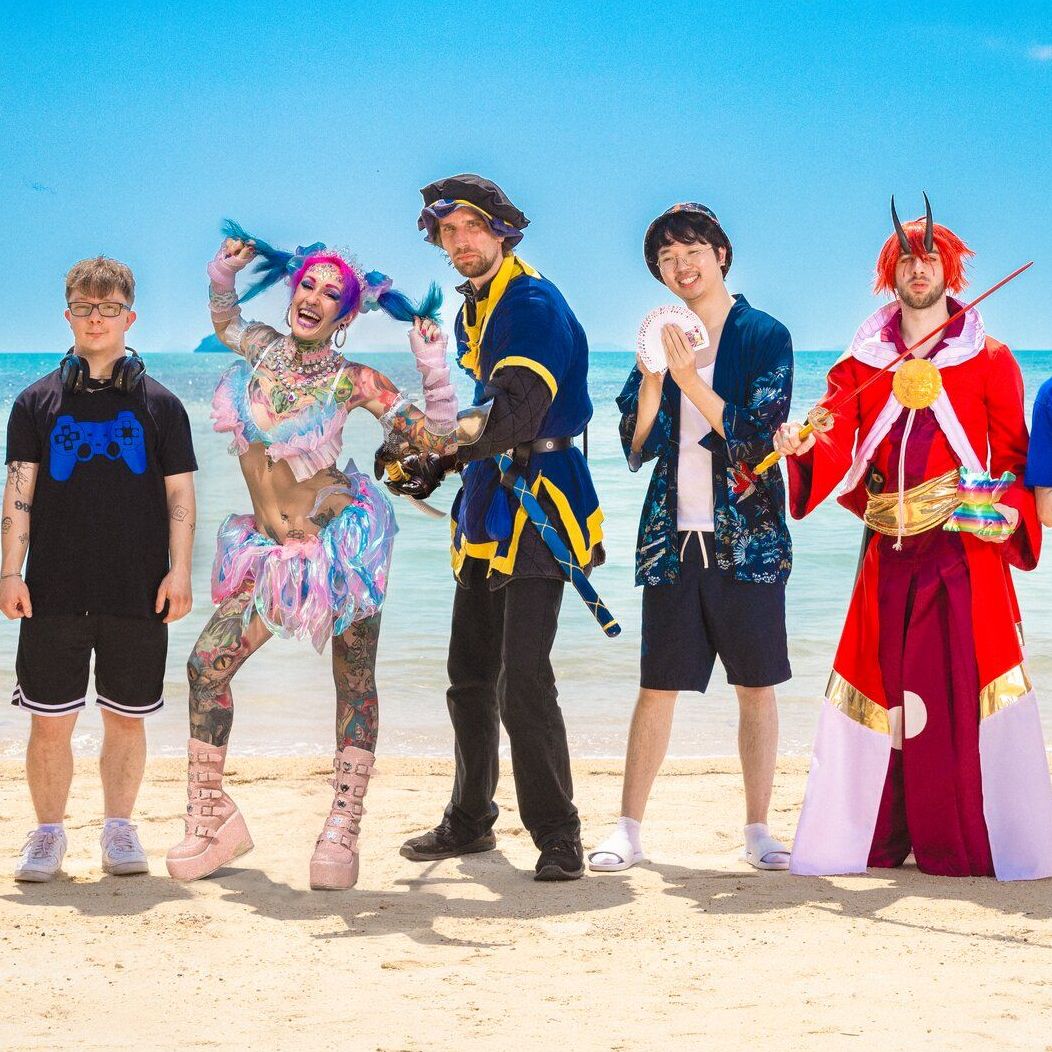 Diese acht Nerds treffen in der neuen Staffel "Beauty & The Nerd" auf acht selbstbewusste Beautys (v. l.): Aaron, Sammy, Sarah, Sebastian, Hai, Sascha, Darius und Jannik.