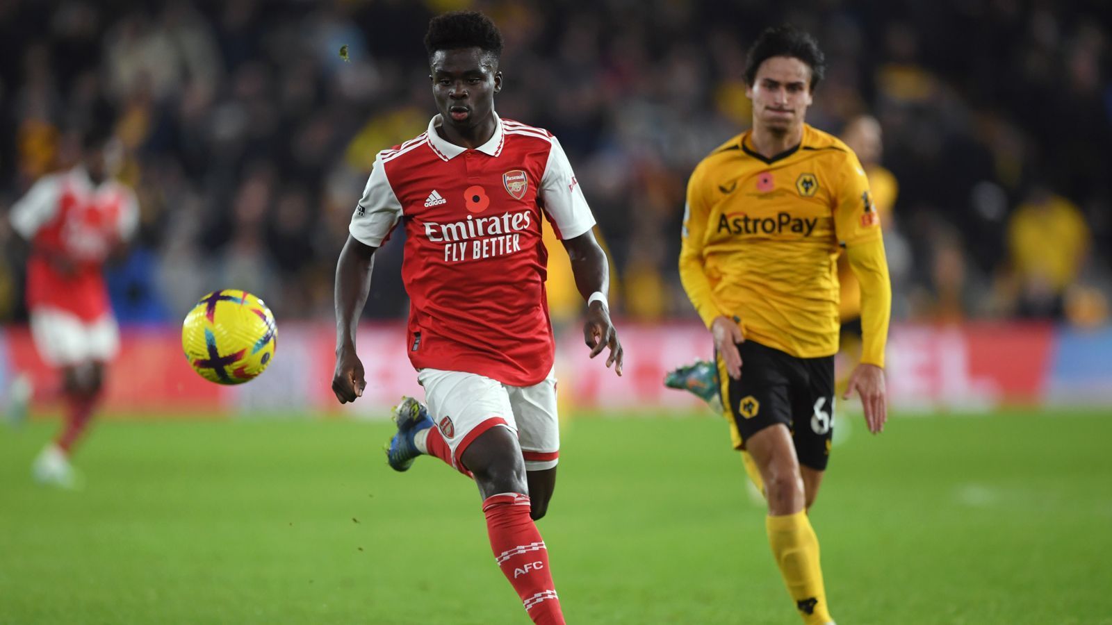 
                <strong>Arsenal vs. Wolverhampton</strong><br>
                Gegen Ende der Saison wird es für Arsenal dann zumindest von der Papierform her etwas einfacher mit dem Heimspiel gegen Brighton (14. Mai) und dem Aufeinandertreffen am 20. Mai auswärts bei Nottingham Forest. Zum Saisonabschluss wartet auf die "Gunners" am 38. Spieltag zuhause das Spiel gegen die Wolverhampton Wanderers (28. Mai). Die Hinrunden-Duelle gegen Brighton (4:2), Nottingham (5:0) und Wolverhampton (2:0) konnte Arsenal allesamt gewinnen. 
              