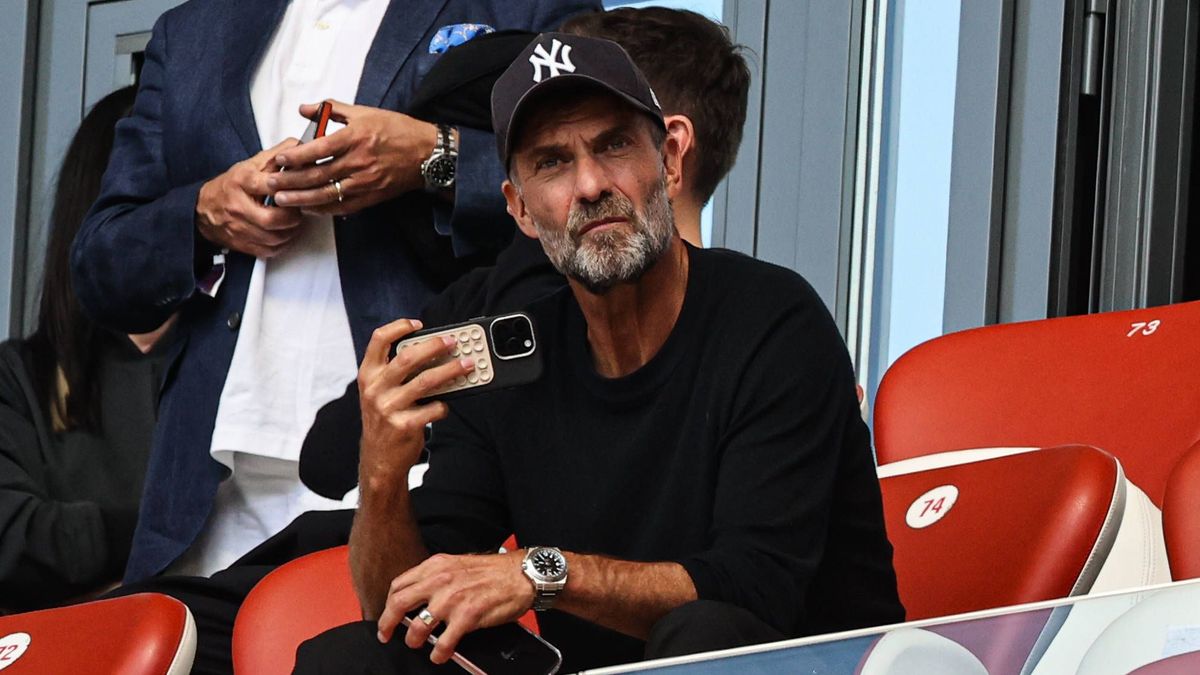 Jürgen Klopp (RB Leipzig) - 1. Fussball Bundesliga Saison 2025-2026 Punktspiel RB Leipzig vs. 1. FC Heidenheim in der Red Bull Arena in Leipzig - Fussball,Deutschland,Mann,Männer,30.08.2025 *** Jür...