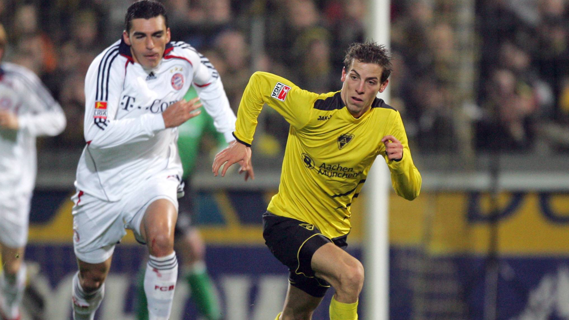 <strong>Alemannia Aachen - FC Bayern München 4:2 (2006/07)</strong><br>
                Schon wieder Pokal und schon wieder Aachen. Das werden sich die Bayern nach der 2:4-Schlappe im Achtelfinale 2006/07 gedacht haben. Auch in der Bundesliga verloren die Münchner am Tivoli, die enttäuschende Saison endete auf Platz vier. Aachen stieg am Ende der Saison aus der Bundesliga ab. Der Torschütze des 4:2-Endstands, Jan Schlaudraff, wechselte zur neuen Spielzeit an die Isar.