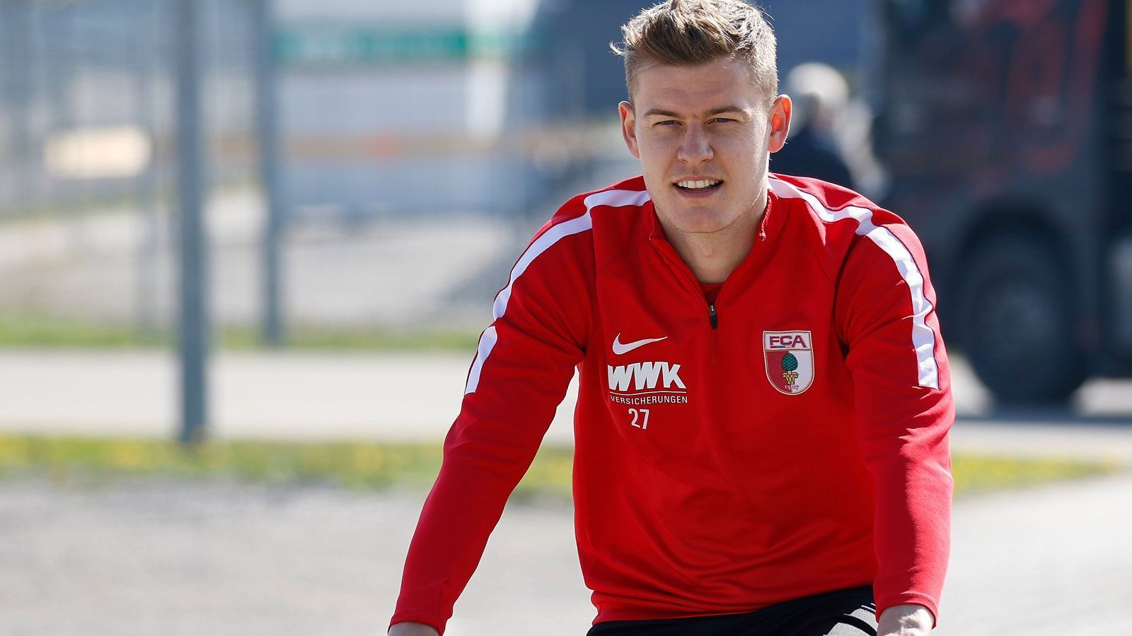 
                <strong>FC Augsburg: zwei WM-Spieler</strong><br>
                Alfred Finnbogason (Island), Ja-Cheol Koo (Südkorea)
              