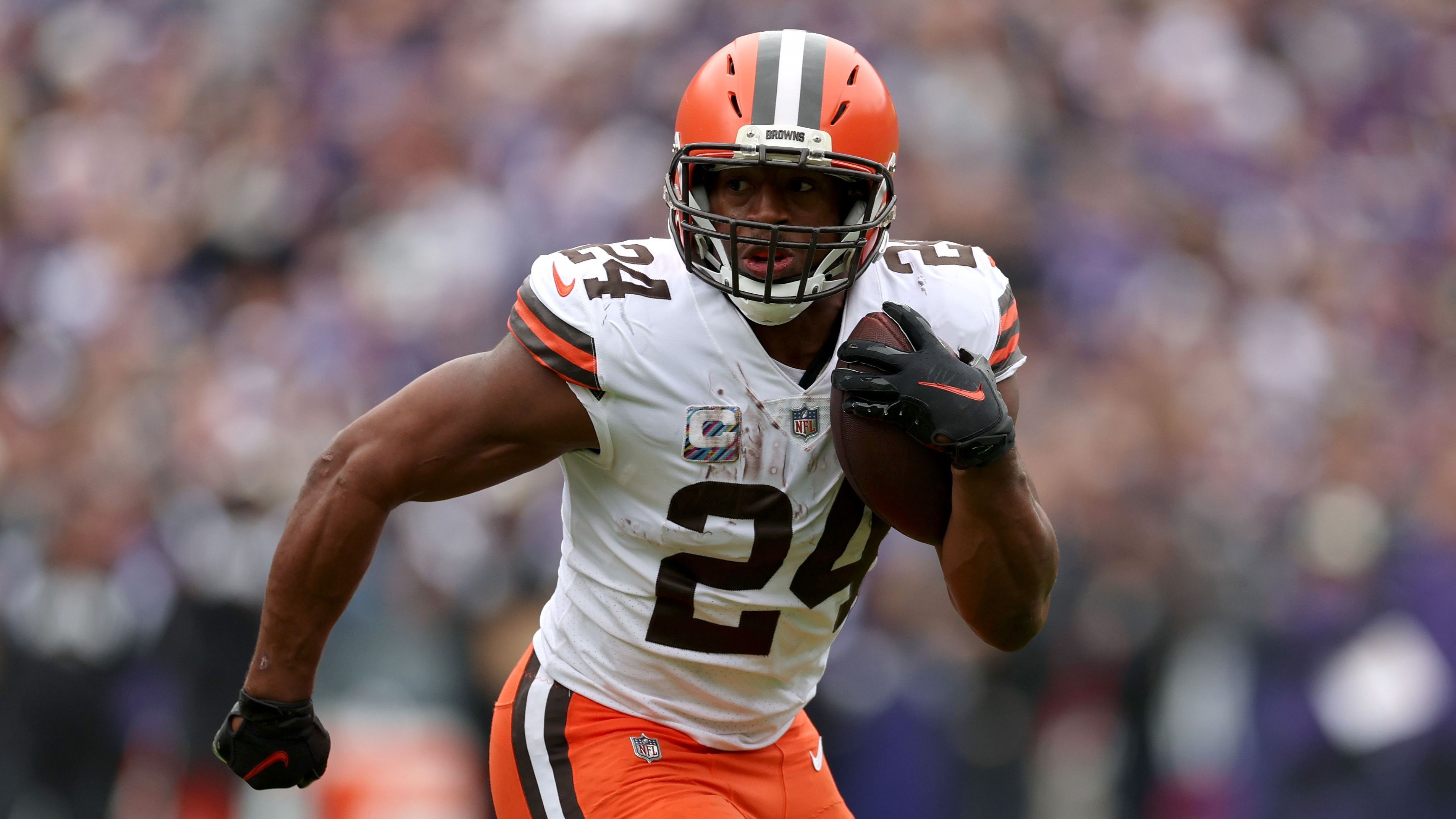 <strong>Nick Chubb (Cleveland Browns)</strong><br>Position: Running Back<br>Award: Comeback Player of the Year<br>Quote: +2500