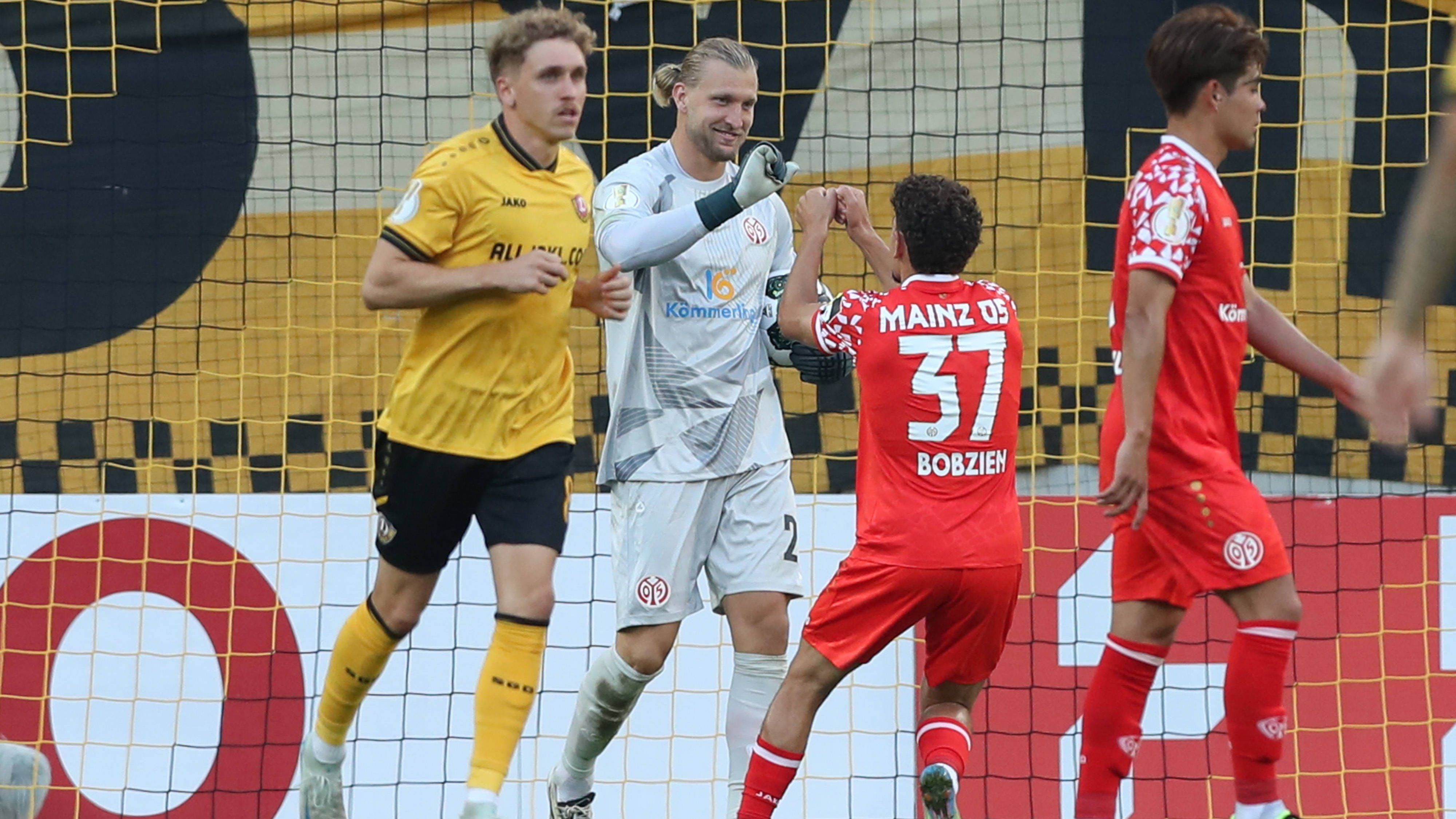 <strong>Platz 9 - 1. FSV Mainz 05</strong><br>Einnahmen National: 52.120.945 Euro<br>Einnahmen International: 3.285.837 Euro<br><strong>Gesamt: 55.406.782 Euro</strong>