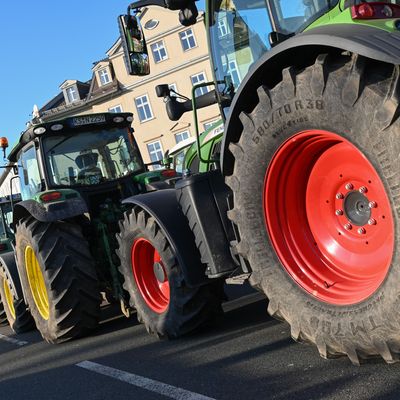 Die Ampel-Regierung hat mit ihren Plänen für den Abbau der Steuervergünstigungen für Agrardiesel einen Proteststurm der Bauern ausgelöst.