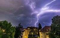 Sommergewitter, Nachtaufnahme mit Blitzen, Stuttgart, Baden-Württemberg, Deutschland, Europa 417230419