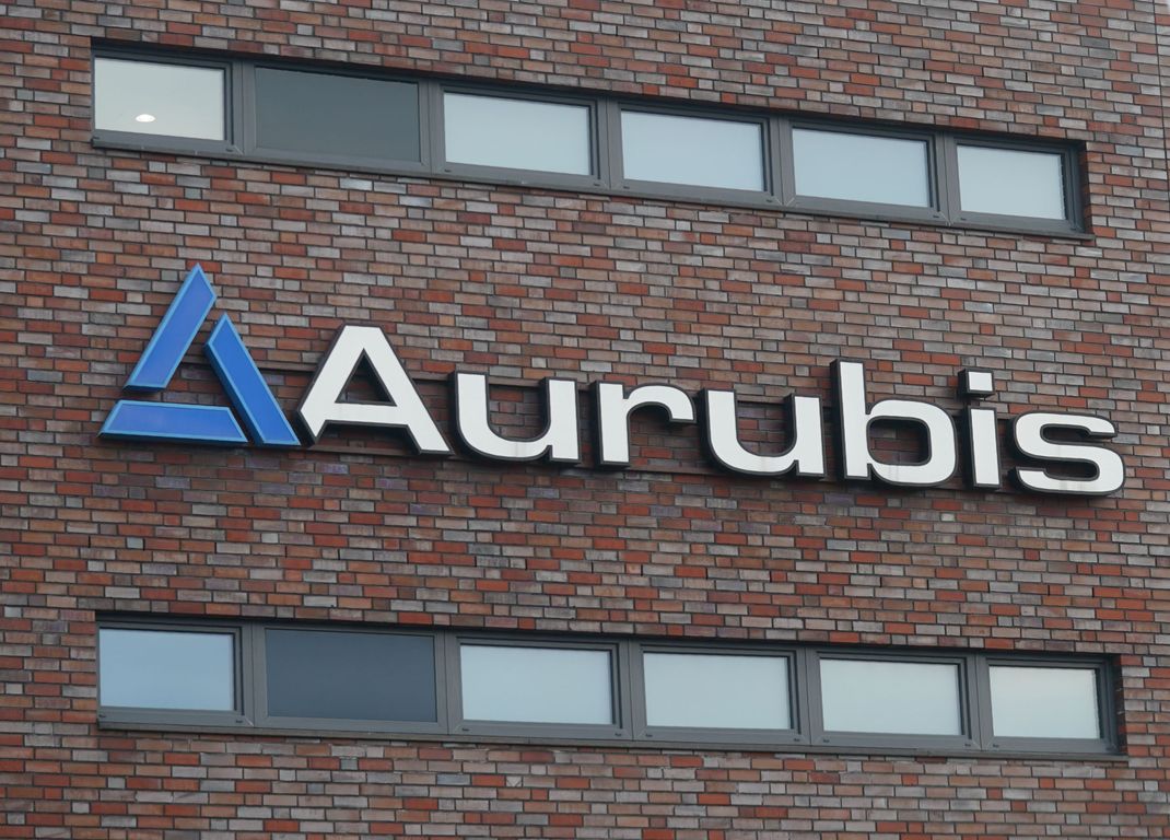 Bei Aurubis in Hamburg, Europas größter Kupferhütte, kam es erneut zu einem tödlichen Arbeitsunfall.