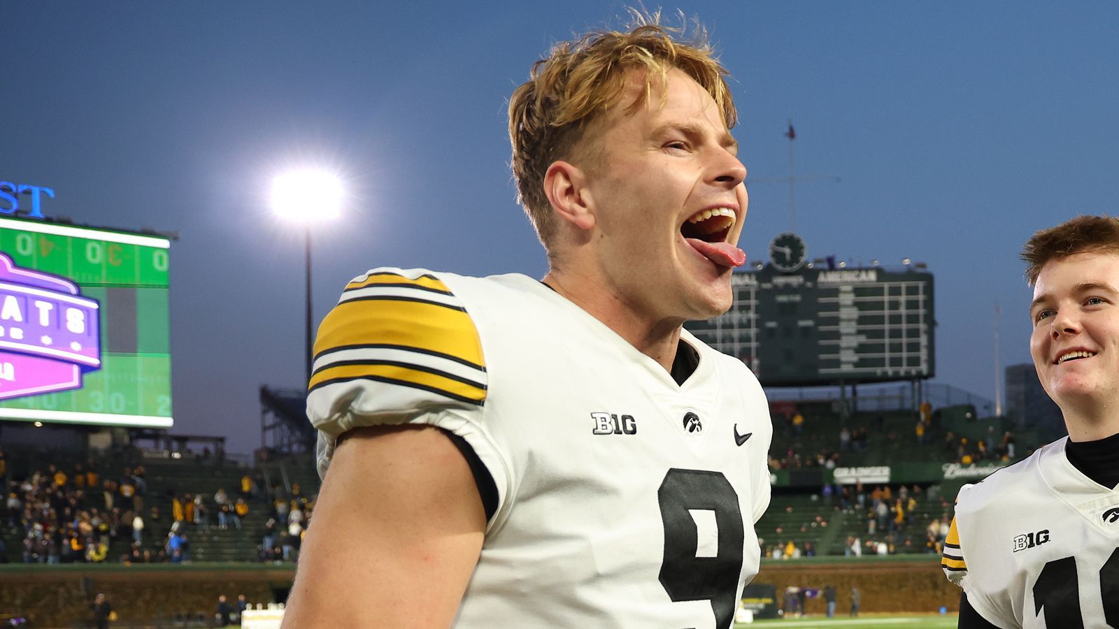 <strong>Tory Taylor (Chicago Bears)</strong><br><em>College: Iowa<br>Position: Punter<br>Draftpick: 122 (Runde 4)</em><br>Caleb Williams musst du nehmen, wenn du die erste Wahl hast. Aber mit Tory Taylor einen eher durchschnittlichen Spezialisten zu holen, wenn du insgesamt nur fünf Picks hast, ist dann schon weniger nachvollziehbar.