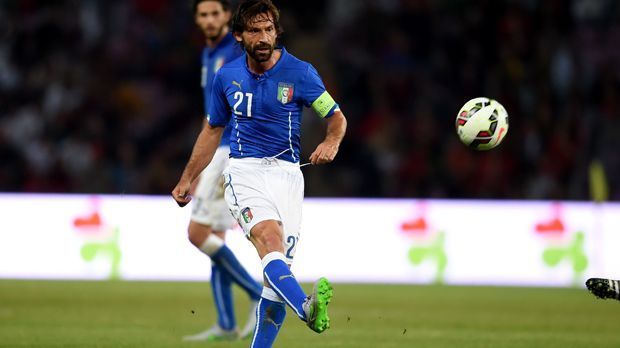 
                <strong>Mittelfeld: Andrea Pirlo (New York City). Pass-Stärke 93 - Gesamt-Stärke 83.</strong><br>
                Mittelfeld: Andrea Pirlo (New York City). Pass-Stärke 93 - Gesamt-Stärke 83.
              