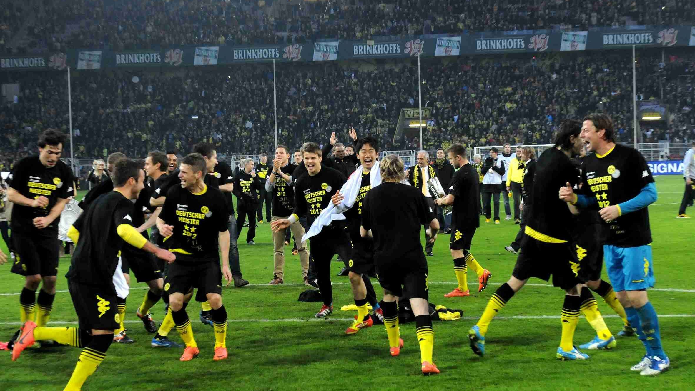 <strong>Saison 2011/12 – Vorsprung 8 Punkte</strong><br> Meister: Borussia Dortmund (81)<br> Vize: FC Bayern München (73)