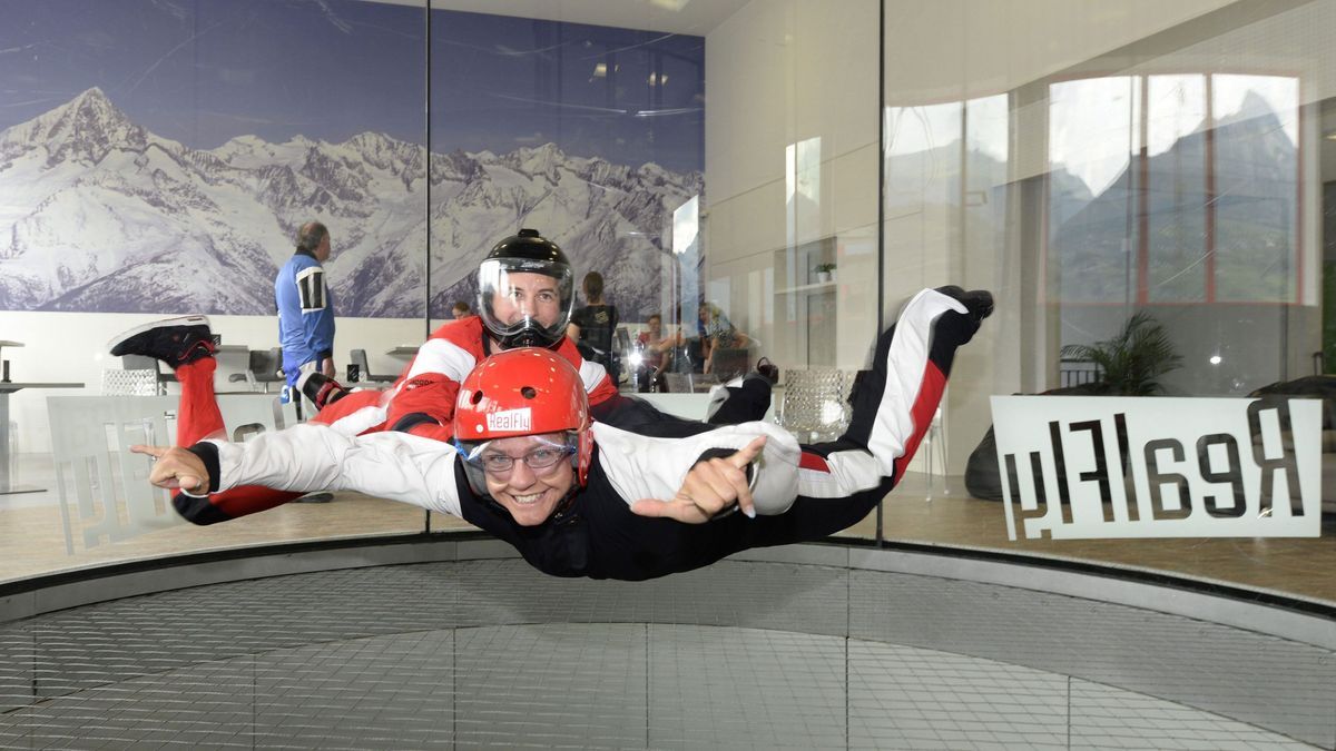 Skydiving-Indoor-dpa
