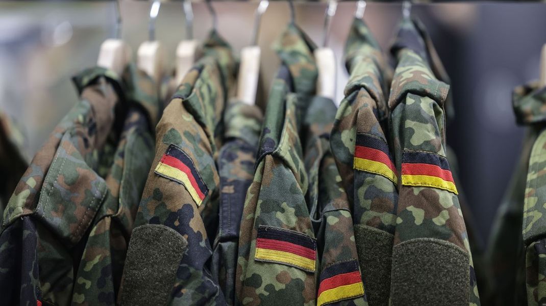 Die Beratungsstellen für Kriegsdienstverweigerung registrieren deutlich mehr Anfragen, seit das neue Wehrdienstgesetz beschlossen wurde. (Symbolbild)