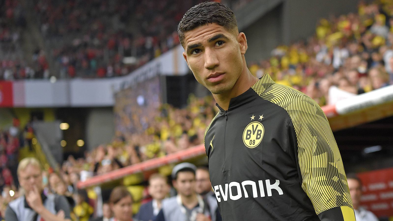 
                <strong>Achraf Hakimi</strong><br>
                Kommt in der 75. Minute für Guerreiro und soll das Ergebnis absichern. Macht keine Fehler, tritt aber auch nicht mehr wirklich in Erscheinung. ran-Note: 3
              