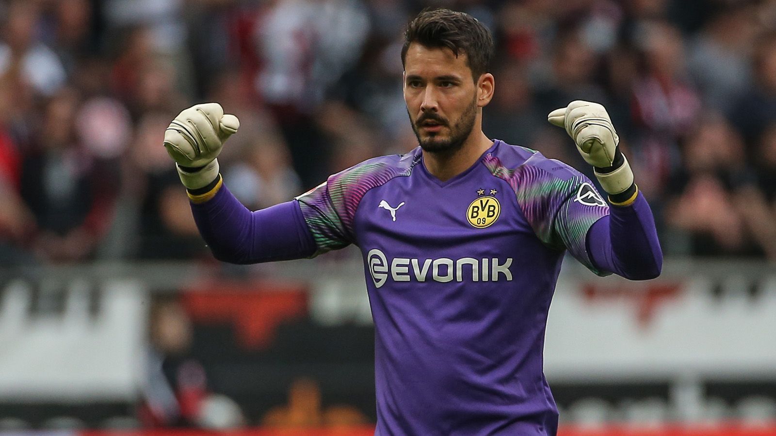 
                <strong>Roman Bürki</strong><br>
                Im ersten Durchgang nicht ein einziges Mal vom Gegner gefordert. Auch nach dem Wechsel fast beschäftigungslos.ran-Note: 
              