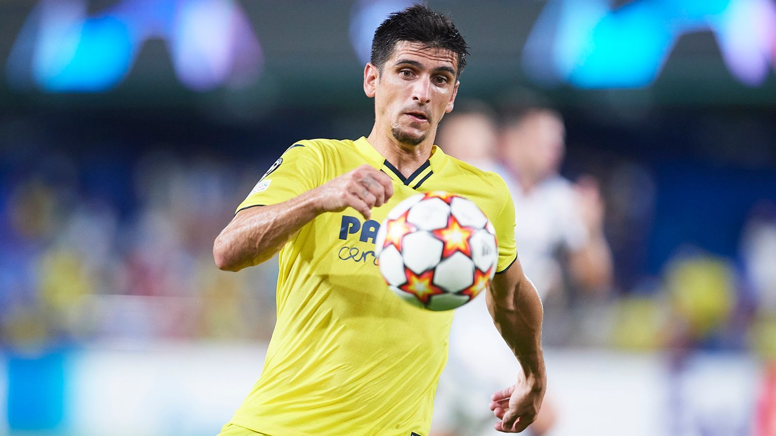 
                <strong>Gerard Moreno (FC Villarreal)</strong><br>
                Position: Mittelstürmer - Alter: 29 Jahre - Nationalität: Spanien
              