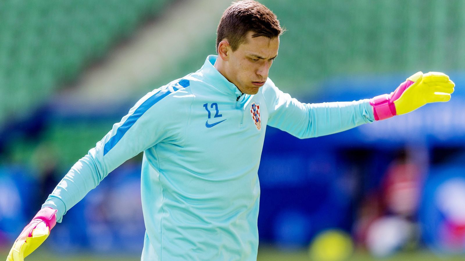 
                <strong>Lovre Kalinic (Kroatien)</strong><br>
                Lovre Kalinic (Kroatien) - Gewicht: 96 Kilogramm.
              