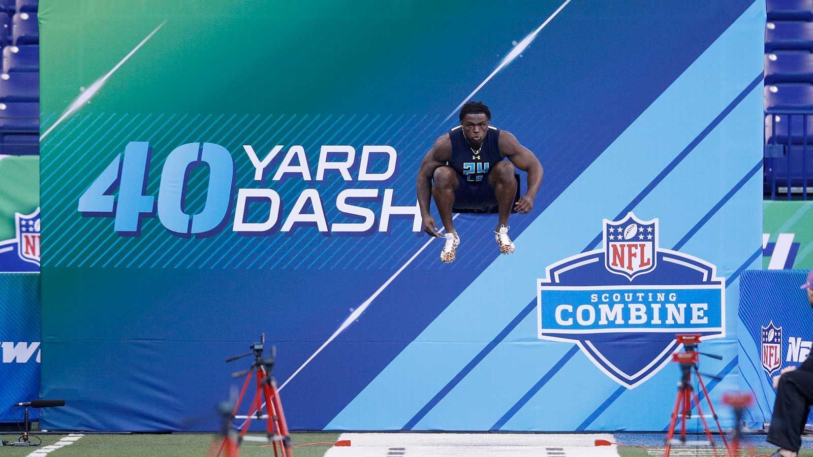 <strong>Die Rekorde beim NFL Combine</strong><br>Ab Dienstag kommen die künftigen NFL-Spieler in Indianapolis zusammen, um sich beim NFL Scouting Combine &nbsp;den Teams zu präsentieren. Dabei müssen sich die College-Athleten in verschiedenen Disziplinen beweisen. Dabei übertrumpfen sie sich in schöner Regelmäßigkeit. <em><strong>ran</strong></em> zeigt die Rekorde des Combines.