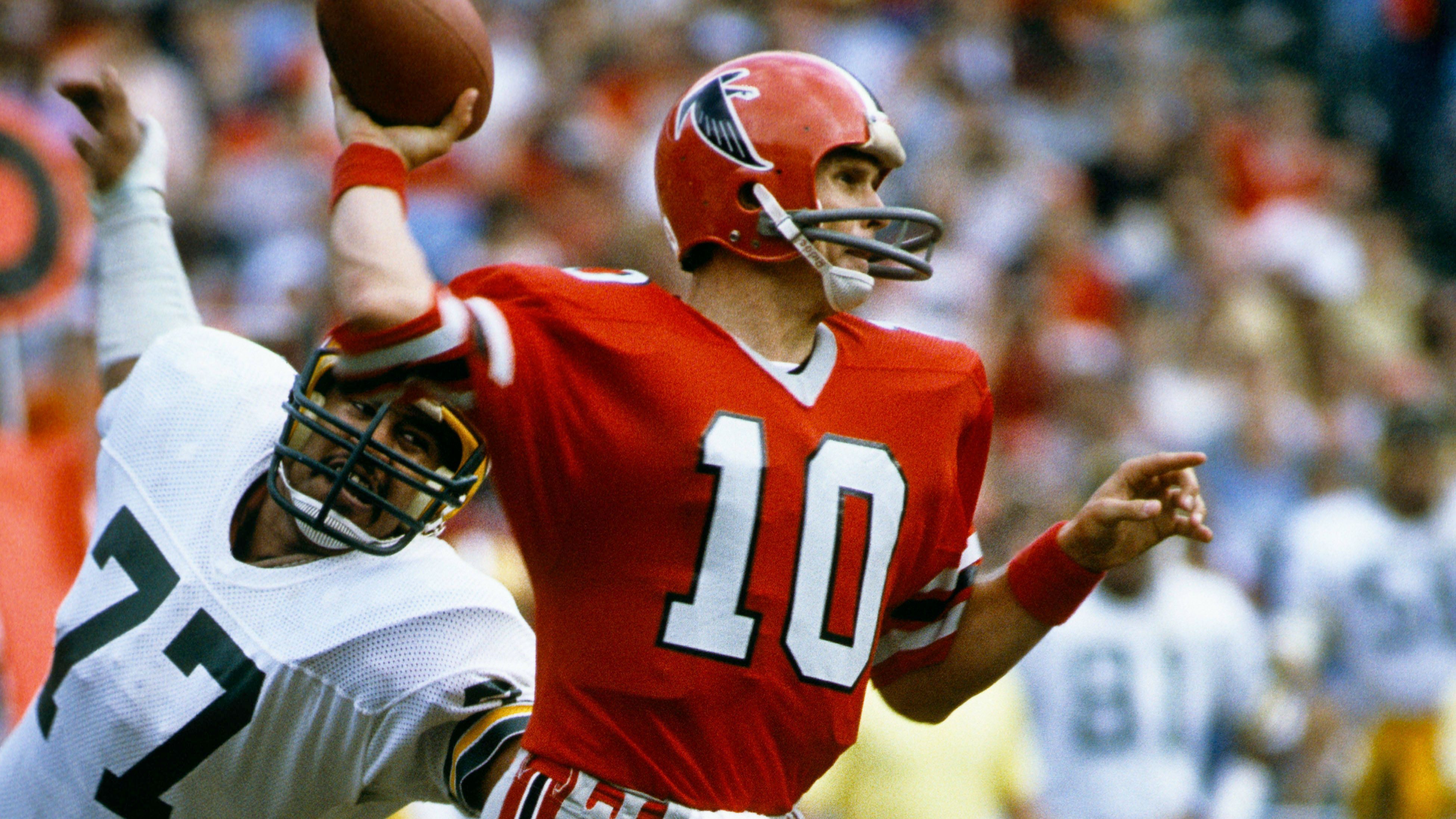 <strong>Steve Bartkowski - 1975</strong><br>Position: Quarterback<br>Draft-Team: Atlanta Falcons<br>Erfolge: 2x Pro Bowl<br>Karriereende: 1986