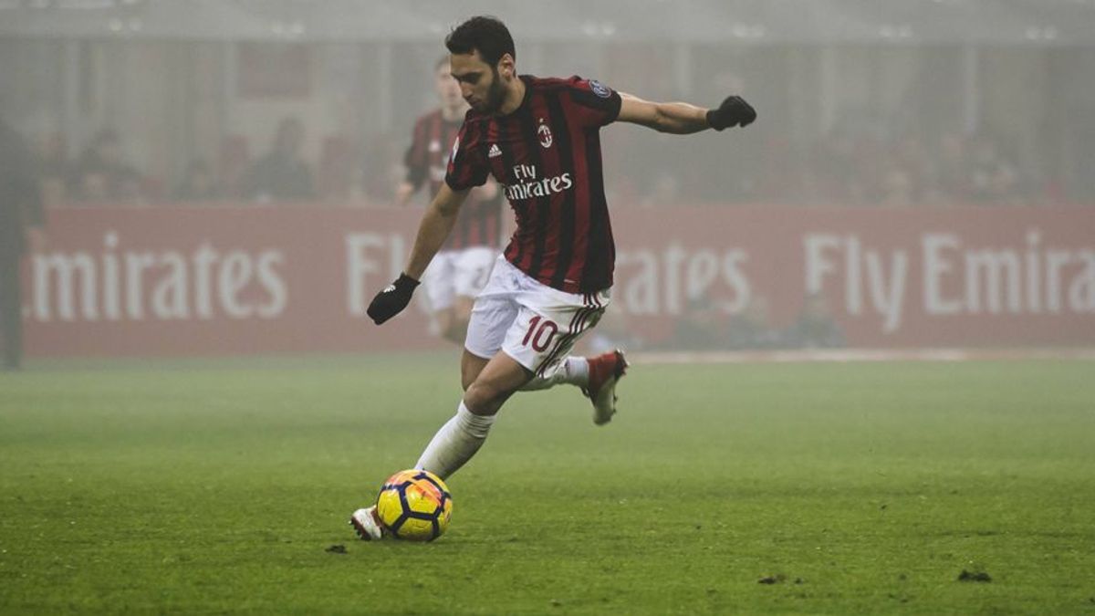 Hakan_Calhanoglu