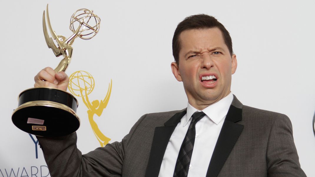 Das hätten wir nicht gedacht: Für seine Rolle bei "Two And A Half Men" bekam Jon Cryer 2014 sogar den Emmy-Award verliehen. Dennoch bereut er manchmal seine Entscheidung gegen "Battlestar Galactica"?