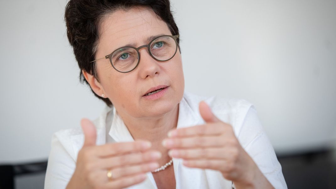 Marion Gentges (CDU), Ministerin der Justiz und für Migration in Baden-Württemberg, will mehr als 40 afghanische Schwerstkriminelle schnell abschieben.