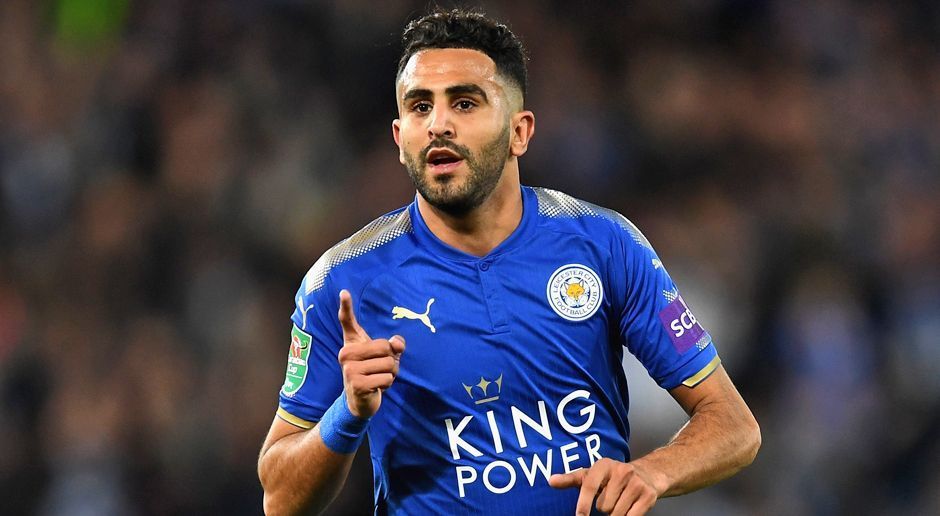 
                <strong>Riyad Mahrez (Leicester City)</strong><br>
                Riyad Mahrez (Leicester City): Um den Leicester-Profi wurde es zuletzt etwas ruhiger, vorbei die große Prominenz wie in der Meistersaison 2015/2016. Dennoch zeigt der Algerier weiterhin starke Leistungen und will sich damit bei anderen Klubs empfehlen. Schon im Sommer soll Mahrez sich gewünscht haben, Leicester zu verlassen - trotz Vertrags bis 2020. Ein Wechsel scheiterte jedoch. Wie der "Daily Mirror" erfahren haben will, sollen der FC Arsenal und Tottenham Hotspur nun großes Interesse an einer Verpflichtung des 26-Jährigen für die Offensiv-Position auf rechtsaußen haben. Doch auch bei einer Anfrage aus Barcelona wäre Mahrez sicher nicht abgeneigt. 
              