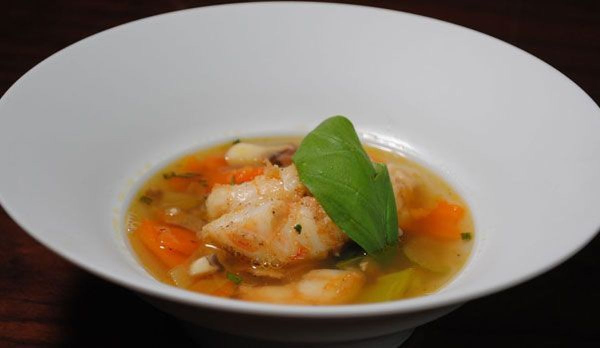 knoblauchsuppe-mit-riesengarnelen_600x348_kabeleins