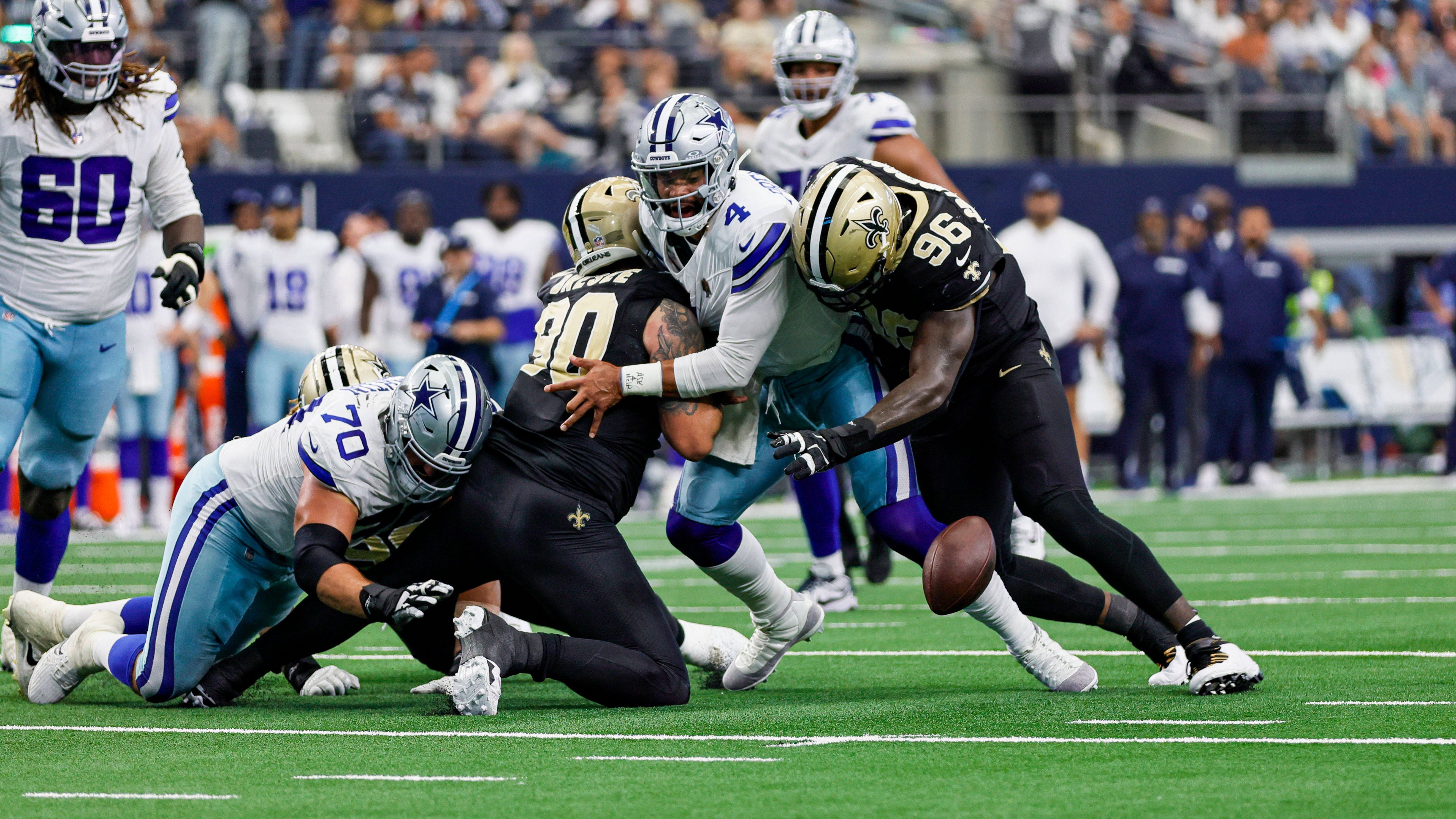 <strong>Cowboys und Saints sorgen für "Scorigami" - Was ist das?</strong><br>In Week 2 der neuen NFL-Saison war wieder "Scorigami"-Time! Die 19:44-Pleite der Dallas Cowboys gegen die New Orleans Saints war ein noch nie dagewesenes Endergebnis in der NFL-Geschichte, genauer gesagt Nummer 1086. Da stellt sich die Frage: Warum gibt es so viele unterschiedliche Ergebnisse im American Football?