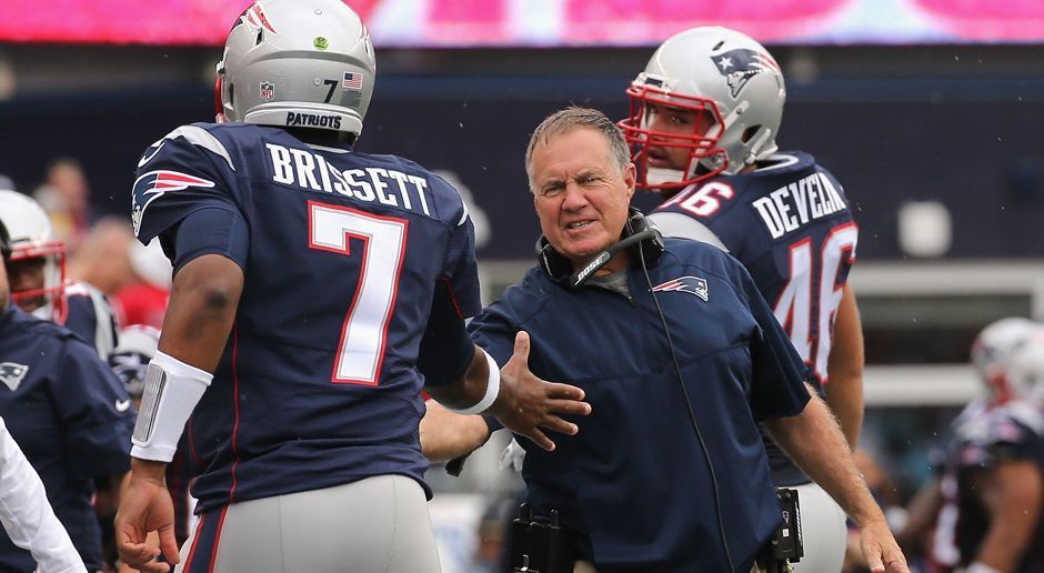 
                <strong>Platz 1: New England Patriots</strong><br>
                Platz 1 - New England Patriots: Keine Veränderung an der Spitze. Bill Belichick könnte sich in diesen Tagen wohl selbst als Quarterback aufstellen, die Patriots wären dennoch kaum zu schlagen. Egal ob Jimmy Garoppolo oder zuletzt Rookie Jacoby Brissett, unter Belichick funktioniert derzeit jeder Quarterback. Nun geht es gegen die Bills - ein letztes Mal ohne Superstar Tom Brady.
              